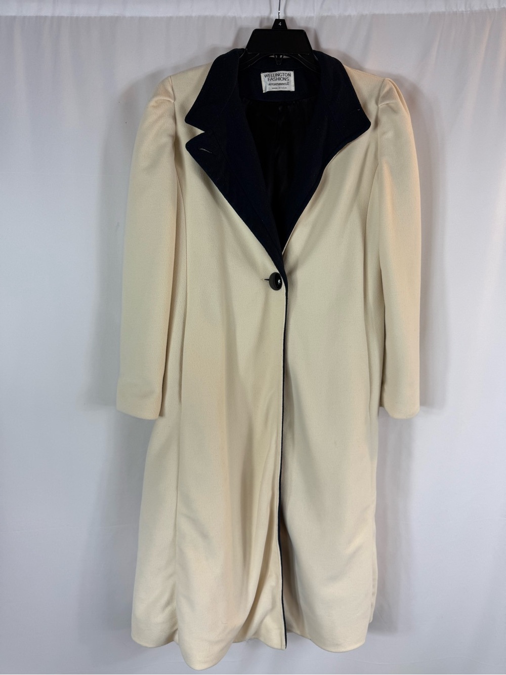 Vintage 60s Wellington Fashions
Kashmiracle USA made Coat Women's